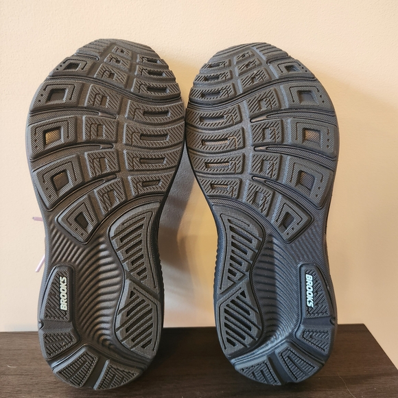 Womens Brooks Ghost 17 Running Shoe Size 8.5 - Picture 3 of 7